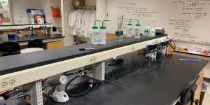 A photo of an empty science lab